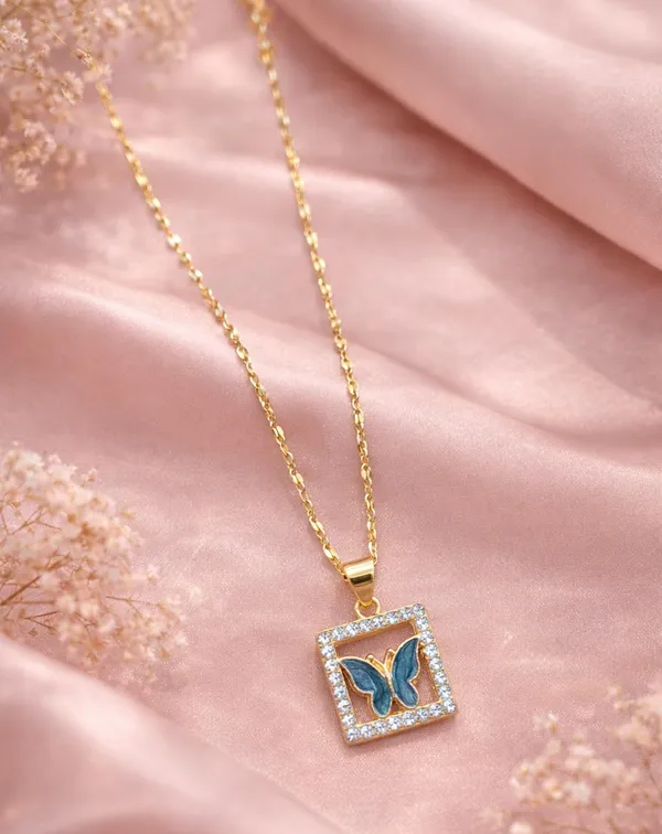 SHANKHRAJ_MALL_Silver_Pendant_Necklace_with_Stone,_Swan_Design,_Chain_Included_(A449)