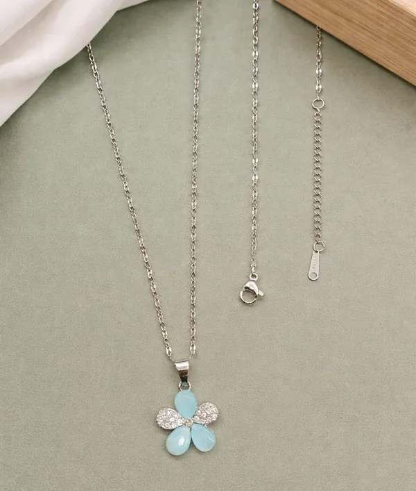 SHANKHRAJ_MALL_Silver_Pendant_Necklace_with_Stone,_Swan_Design,_Chain_Included_(A492)