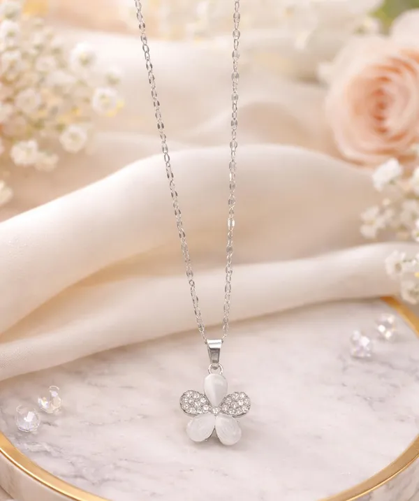 SHANKHRAJ_MALL_Silver_Pendant_Necklace_with_Stone,_Swan_Design,_Chain_Included_(A493)