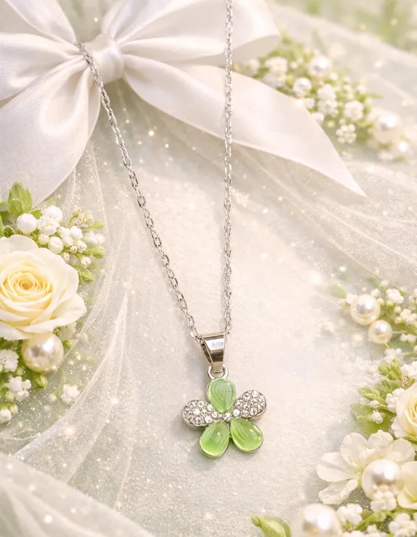 SHANKHRAJ_MALL_Silver_Pendant_Necklace_with_Stone,_Swan_Design,_Chain_Included_(A495)