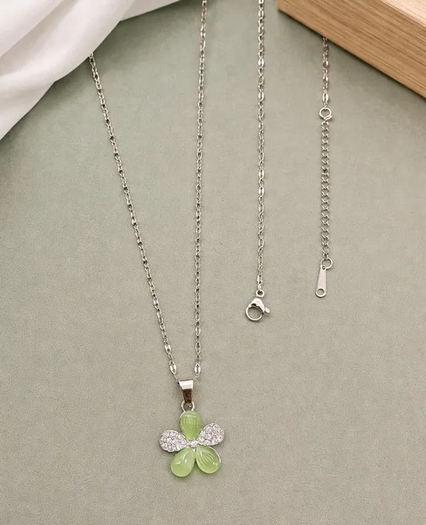 SHANKHRAJ_MALL_Silver_Pendant_Necklace_with_Stone,_Swan_Design,_Chain_Included_(A495)