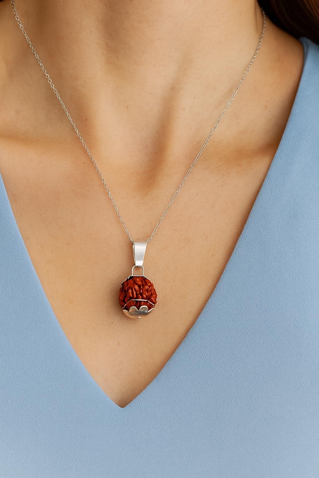 SHANKHRAJ_MALL_18_Inch_Matte_Silver_Tone_Chain_with_Natural_Type_Rudraksha_Pendant_for_Women