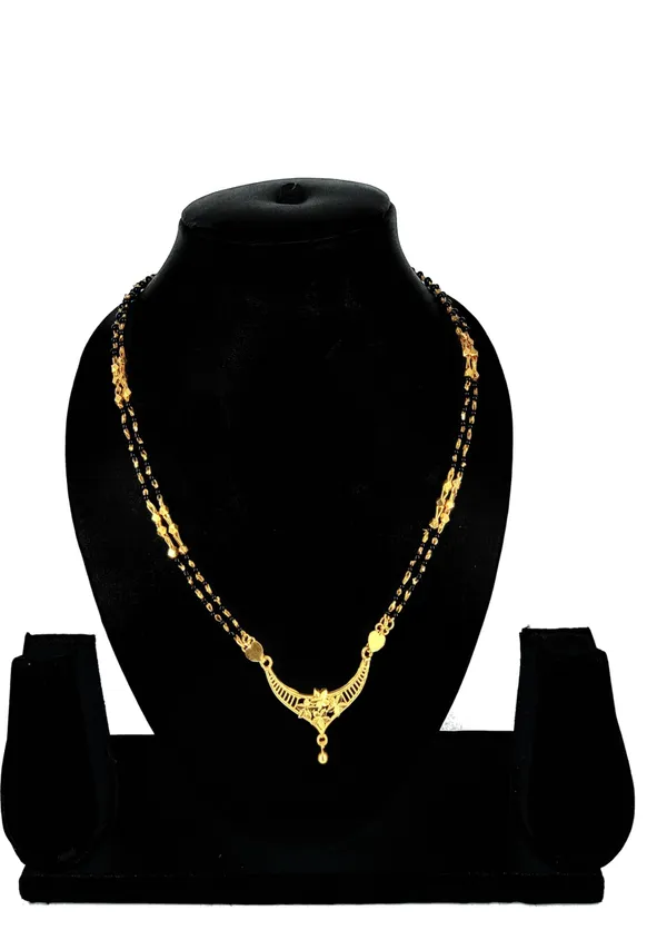 Women_gold_plated_Stylish_Mangalsutra_chain_(DK-4_FLOWER_2_SER_CHAIN)