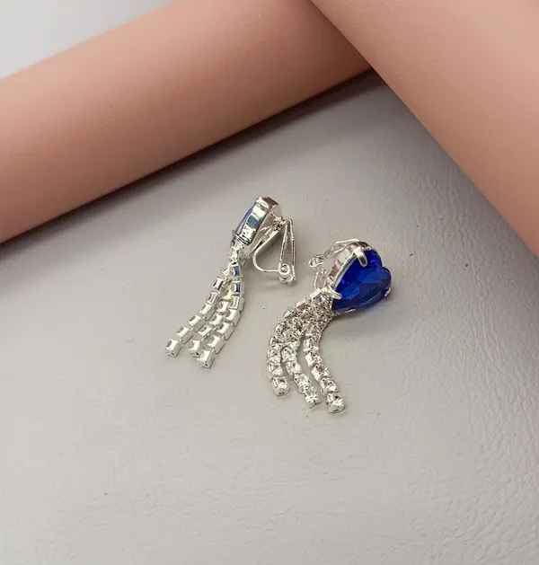 Women’s_Multi_colour_Heart_Crystal_Tassel_Earrings_|_Diamond_Look_Dangling_Design_(BLUE)