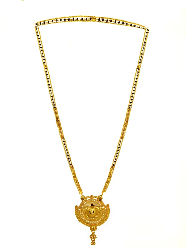 Women_gold_plated_Stylish_Mangalsutra_chain_(HAR-CHANDRA_FLOEWR_TORAN_BELT-100183)