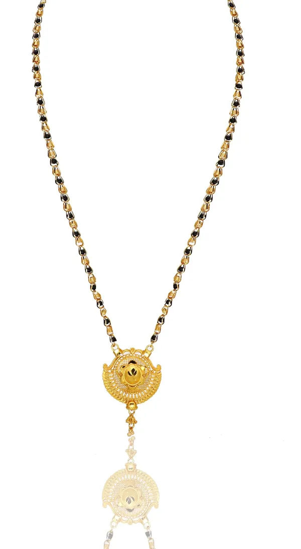 Women_gold_plated_Stylish_Mangalsutra_chain_(HAR-CHANDRA_FLOWER-BLACK_BADAM_SINGAL-10)