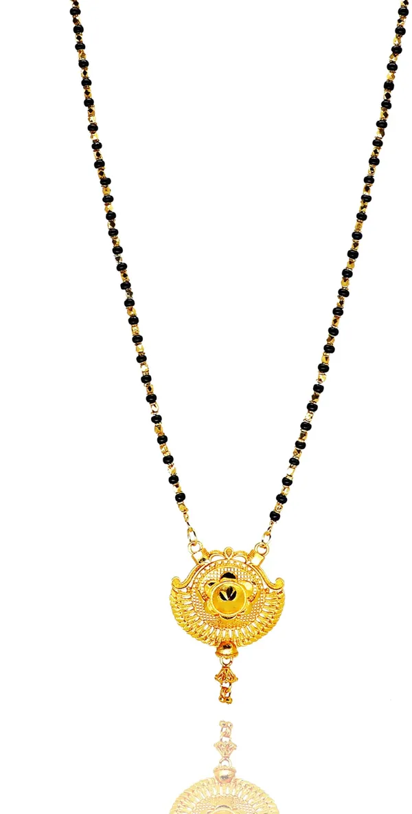 Women_gold_plated_Stylish_Mangalsutra_chain_(HAR-CHANDRA_FLOWER-MANKA_MALA_SINGAL-100)