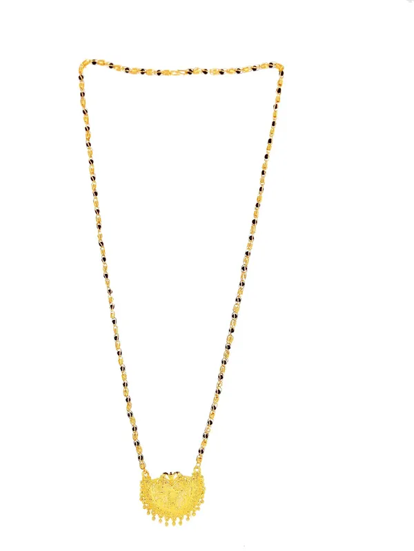 Women_gold_plated_Stylish_Mangalsutra_chain_(HAR-DES-4_BLACK_BADAM_SINGAL_LINE)