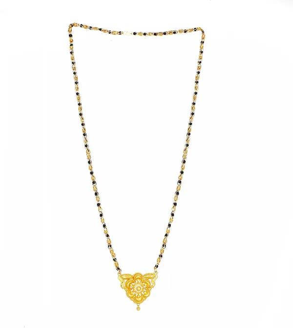 Women_gold_plated_Stylish_Mangalsutra_chain_(HAR-SINGAL_FLOWER-BLACK_BADAM_SINGAL-100)