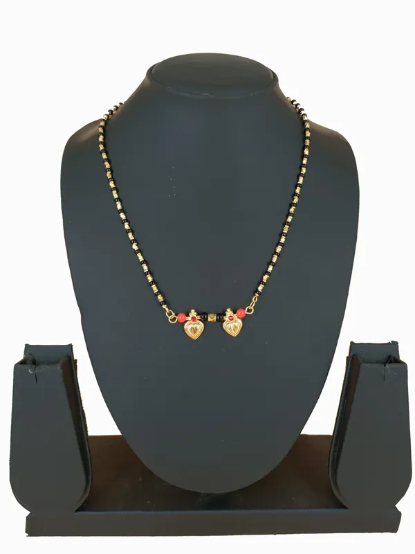 Women_gold_plated_Stylish_Mangalsutra_chain_(MS_DIL_VT_MANKA_MALA_100627_100627)