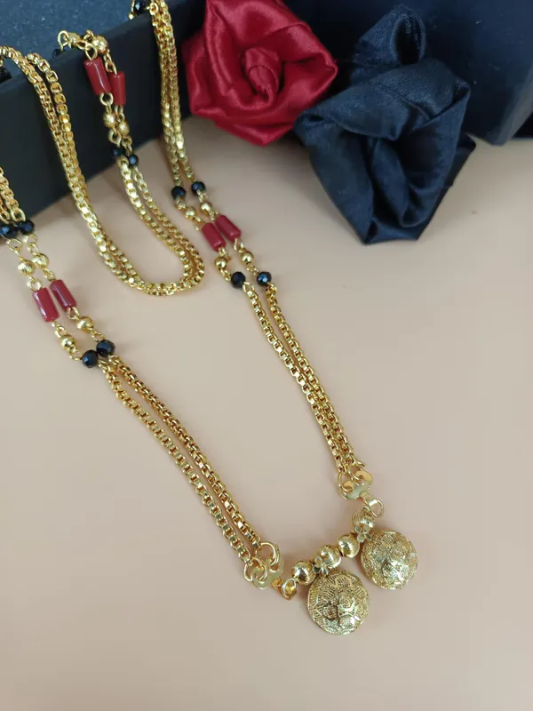 Women_gold_plated_Stylish_Mangalsutra_chain_(MS_FOOTBALL_VT_RED_BOX_MANGALIYA_100640)