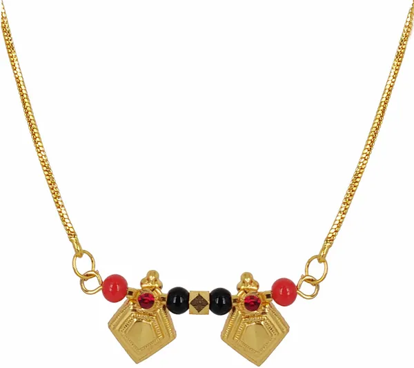 Women_gold_plated_Stylish_Mangalsutra_chain_(MS_TRIKON_VT_CHORAS_100610_100610)
