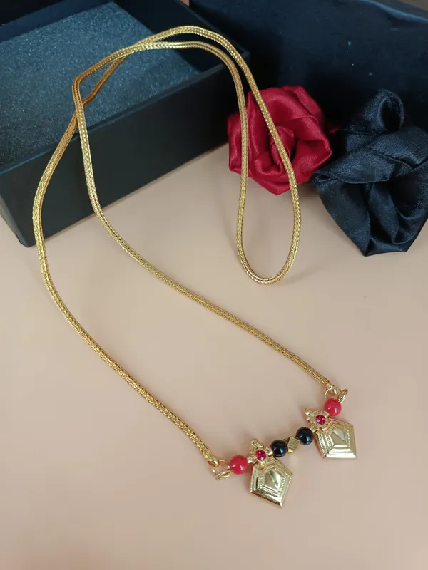 Women_gold_plated_Stylish_Mangalsutra_chain_(MS_TRIKON_VT_FOXY_100612_100612)