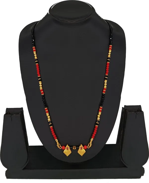 Women_gold_plated_Stylish_Mangalsutra_chain_(MS-TRIKON_VT-RED_BLACK_DORI-100828)