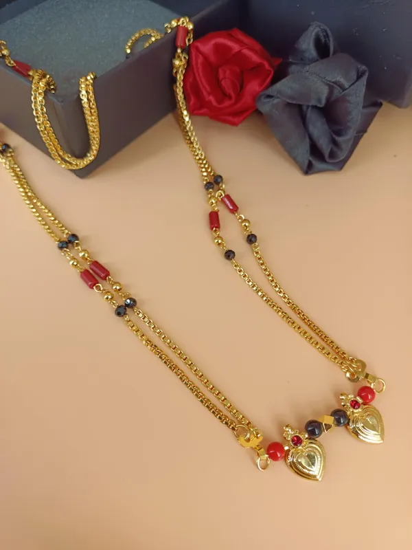 Women_gold_plated_Stylish_Mangalsutra_chain_(MS._.DIL._VT._RED._BOX._MANGALIYA._10062)