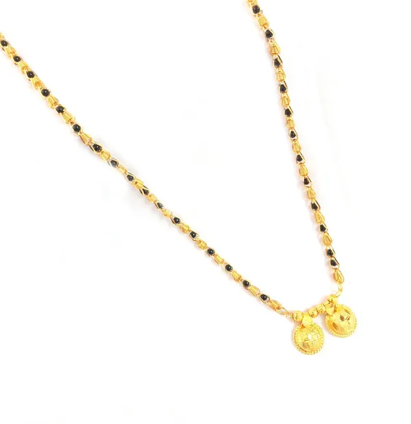 Women_gold_plated_Stylish_Mangalsutra_chain_(NL_HAR-DUBAL_VATI_BLACK_BADAM_100336)
