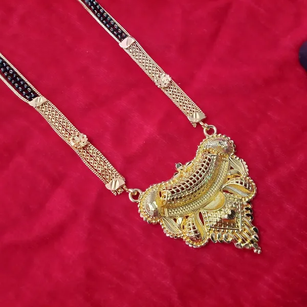 Women_gold_plated_Stylish_Mangalsutra_chain_(NL_HAR-SHIDHSHILA_-4-SUNIL_100146)