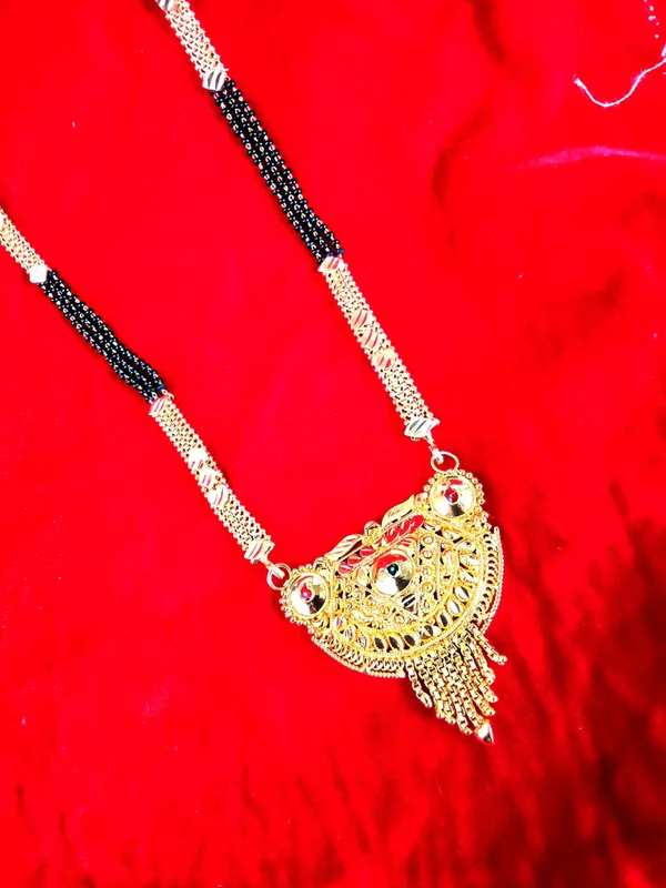 Women_gold_plated_Stylish_Mangalsutra_chain_(NL_HAR-_SENTRO_PENDAL-SUNIL_3_LINE_10028)