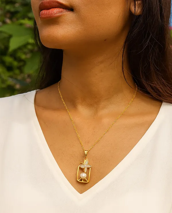 SHANKHRAJ_MALL_Women_Chain_Pendant_Necklace_|_Silver_&_Gold_Colour_Variation_(CN91)