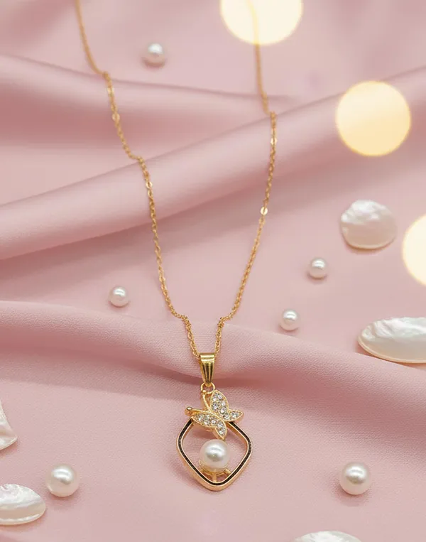 SHANKHRAJ_MALL_Women_Chain_Pendant_Necklace_|_Silver_&_Gold_Colour_Variation_(CN95)