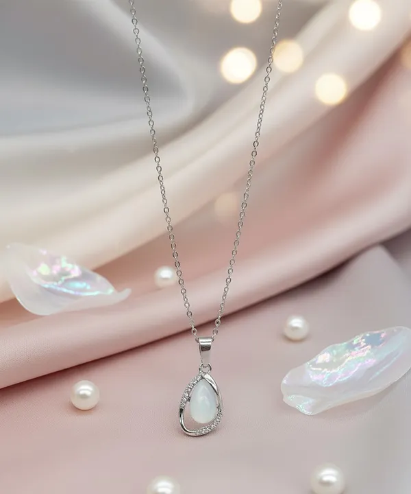SHANKHRAJ_MALL_Women_Chain_Pendant_Necklace_|_Silver_&_Gold_Colour_Variation_(CN90)