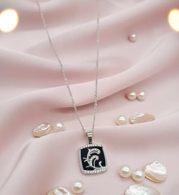 SHANKHRAJ_MALL_Women_Chain_Pendant_Necklace_|_Silver_&_Gold_Colour_Variation_(CN98)