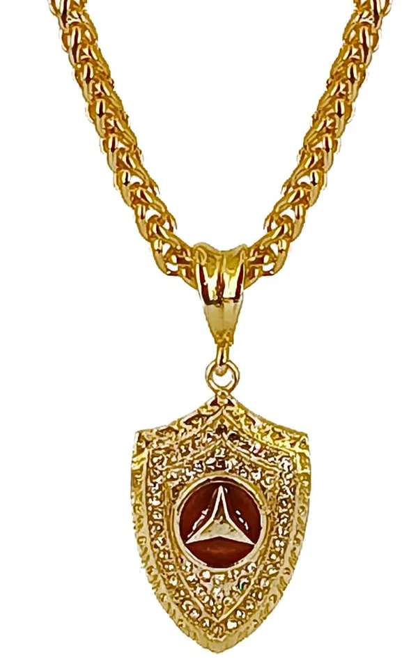 SHANKHRAJ_MALL_Gold-Toned_Byzantine_Chain_Necklace_with_Shield_Pendant,_50_cm