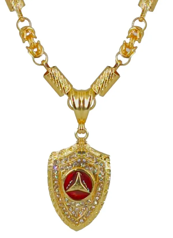 SHANKHRAJ_MALL_Gold-Toned_Byzantine_Chain_Necklace_with_Shield_Pendant,_50_cm_(reguler)
