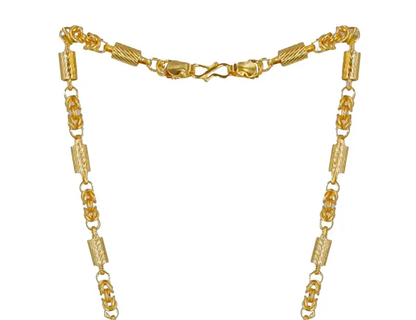 SHANKHRAJ_MALL_Gold-Toned_Byzantine_Chain_Necklace_with_Shield_Pendant,_50_cm_(reguler)