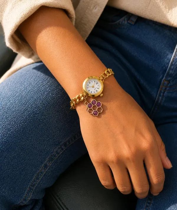 Gold-Tone_Quartz_Bracelet_Watch,_Curb_Chain_Band_with_Adjustable_Slider,_Honeycomb_Charm,_White_Dial