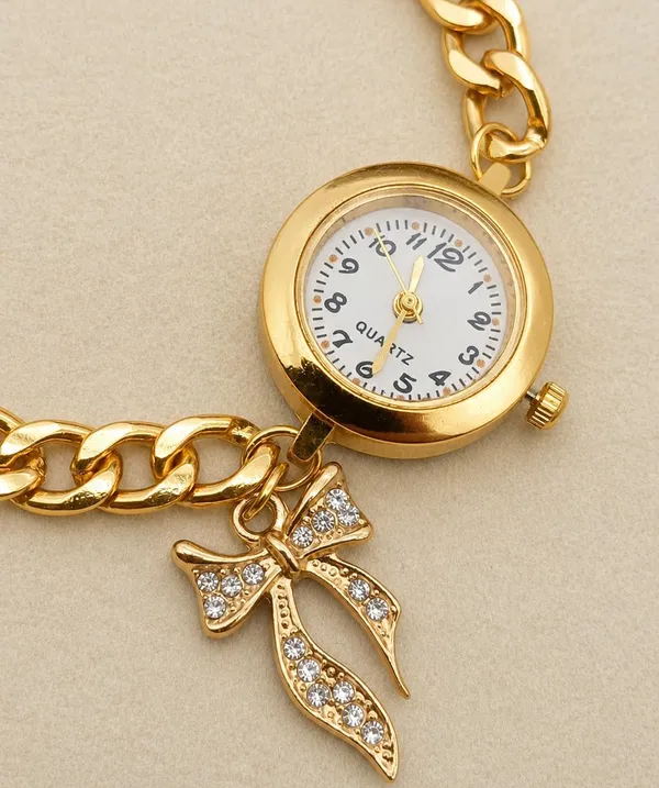 Women's_Gold-Tone_Chain_Bracelet_Watch,_Quartz,_White_Dial,_Bow_Charm_Pendant,_Adjustable