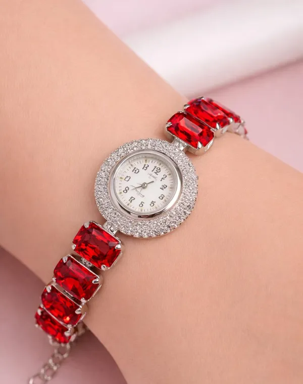 SHANKHRAJ_MALL_Silver/Rose_Gold_Diamond_Studded_Bracelet_Watch_for_Women_|_Elegant_Designer_Chain_Strap_Watch_for_Girls_(RED)
