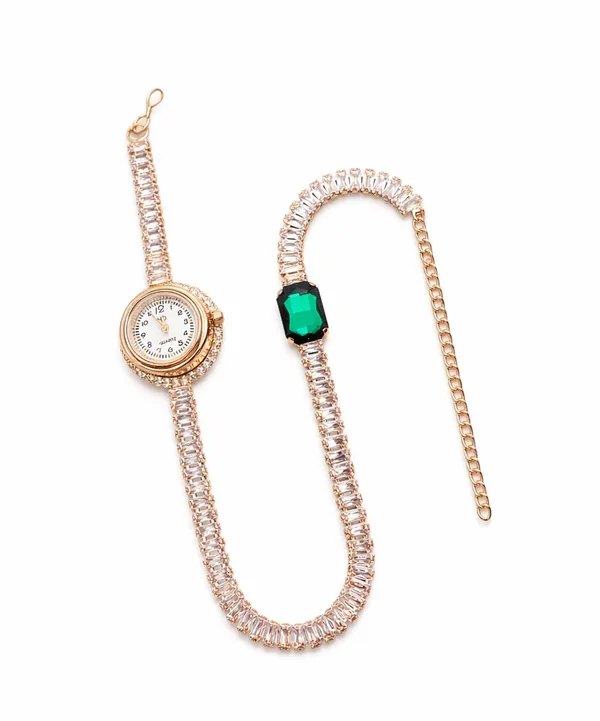 SHANKHRAJ_MALL_Silver/Rose_Gold_Diamond_Studded_Bracelet_Watch_for_Women_|_Elegant_Designer_Chain_Strap_Watch_for_Girls_(Rose_Gold)