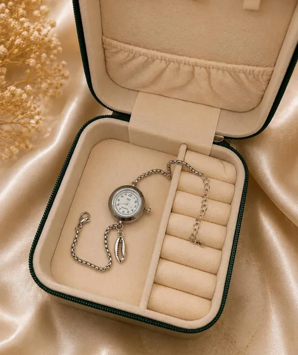 SHANKHRAJ_MALL_Shell_Charm_Bracelet_Watch_for_Women