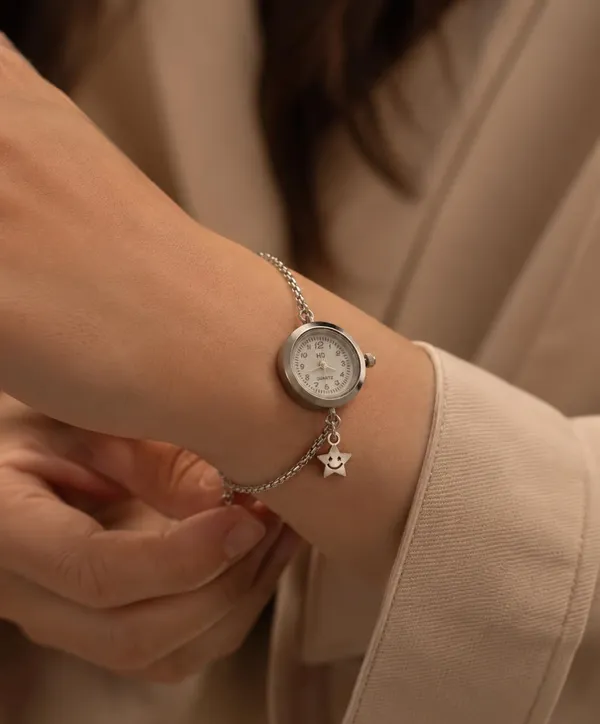 Charm_Watch_Bracelet_for_Women_|_Mini_Quartz_Analog_Wrist_Watch