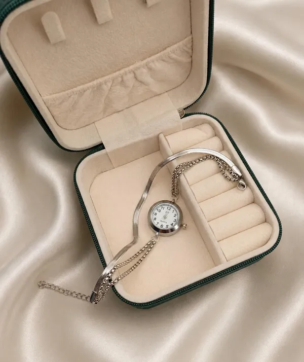 Silver_Metal_Watch_For_Women