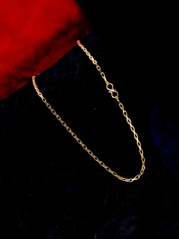SHANKHRAJ_MALL_Classic_Gold-Plated_Chain_Necklace_for_Men_&_Women_|_Durable_Lobster_Clasp_(100269)