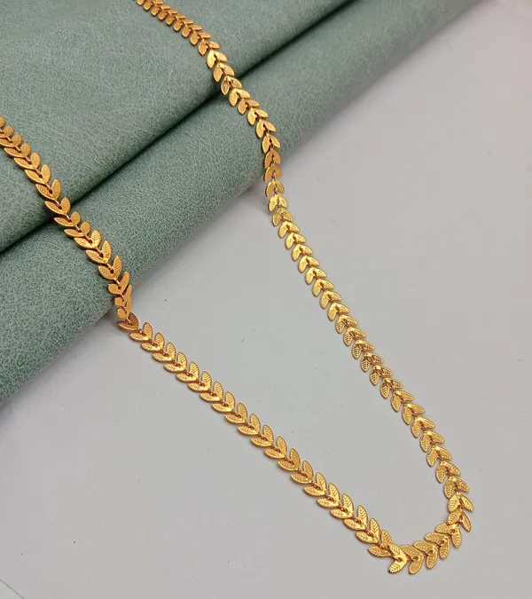 SHANKHRAJ_MALL_Classic_Gold-Plated_Chain_Necklace_for_Men_&_Women_|_Durable_Lobster_Clasp_(10030)