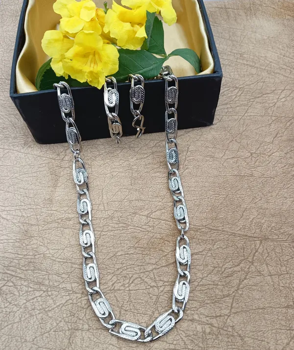 SHANKHRAJ_MALL_Men’s_Chrome_Finish_Figaro_Chain_Necklace_–_Durable_Metal,_Stylish_Jewelry_for_Men_&_Boys,_Non-Tarnish_&_Lightweight_Fashion_Accessory_(100729)