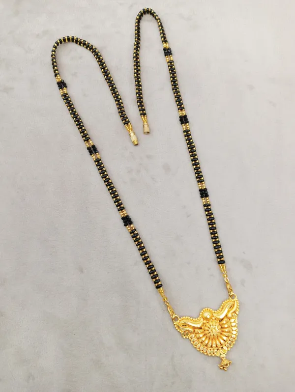 Women_gold_plated_Stylish_Mangalsutra_chain_(chandra_lives_3_black_moti_2_line_10067)
