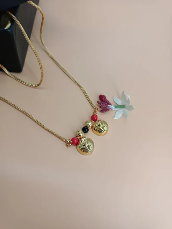 Women_gold_plated_Stylish_Mangalsutra_chain_(ms-chakra_vati_FOXY_100575)