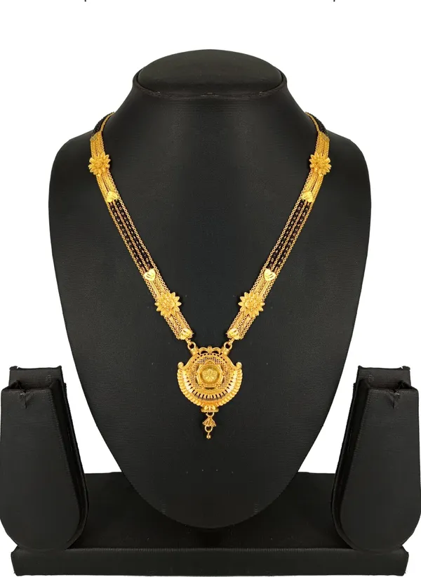 Women_gold_plated_Stylish_Mangalsutra_chain_(ms_chandra_5_line_belt_100669)