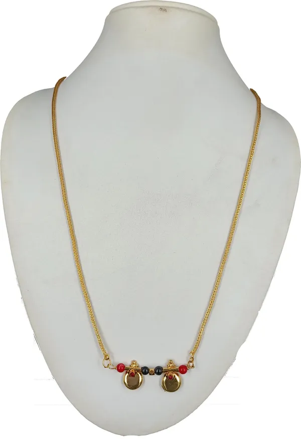 Women_gold_plated_Stylish_Mangalsutra_chain_(ms-thali_vati_FOXY_100574)