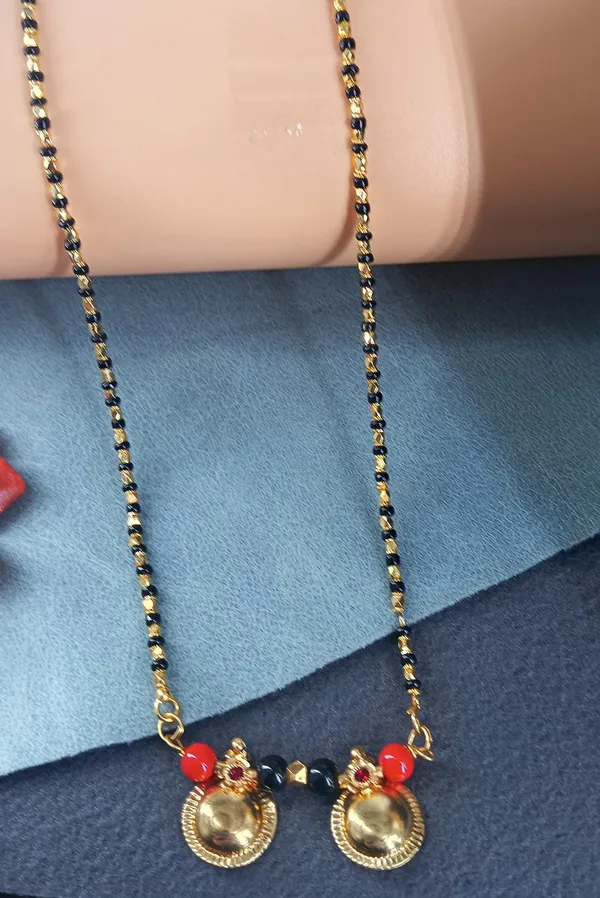 SHANKHRAJ_MALL_Traditional_Mangalsutra_Necklace_Set_with_Gold-Plated_Pendant,_Black_and_Red_Beads,_Double_Chain_Design