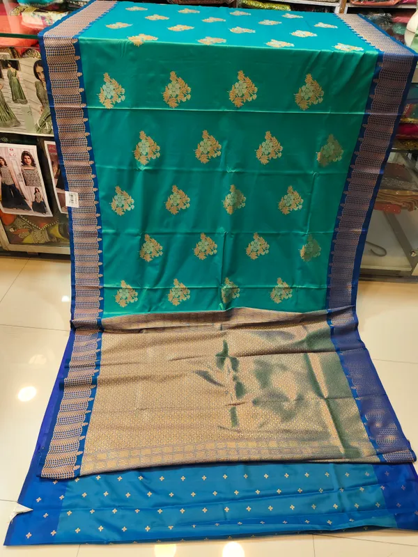Teal_Woven_Ethnic_Saree_for_Women