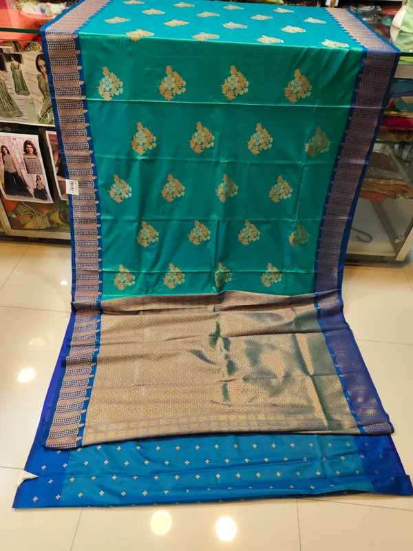 Teal_Woven_Ethnic_Saree_for_Women