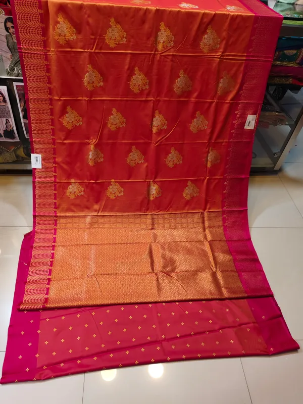 Red_Silk_Zari_Woven_Saree_for_Women