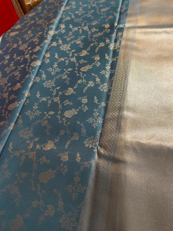 Teal_Floral_Print_Saree_for_Women