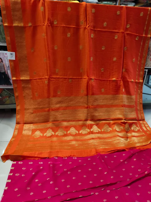Red_Silk_Zari_Woven_Saree_for_Women