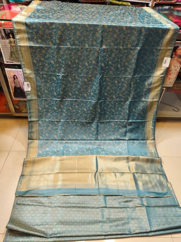Teal_Floral_Print_Saree_for_Women
